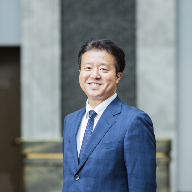前川 富士雄
