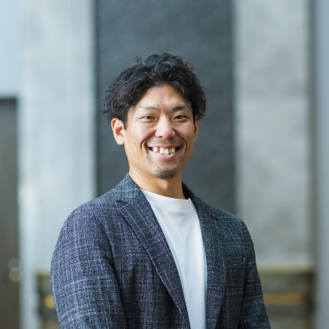首藤 康宏