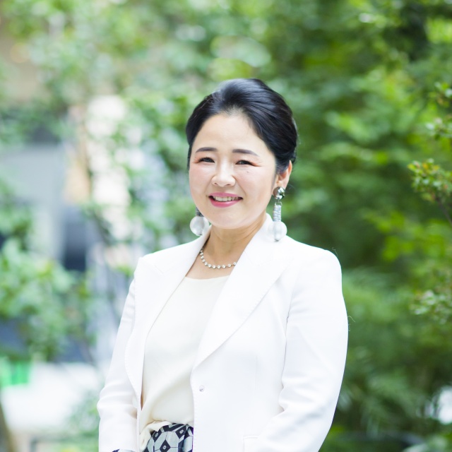 冨田 絹代