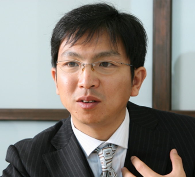 谷井　等